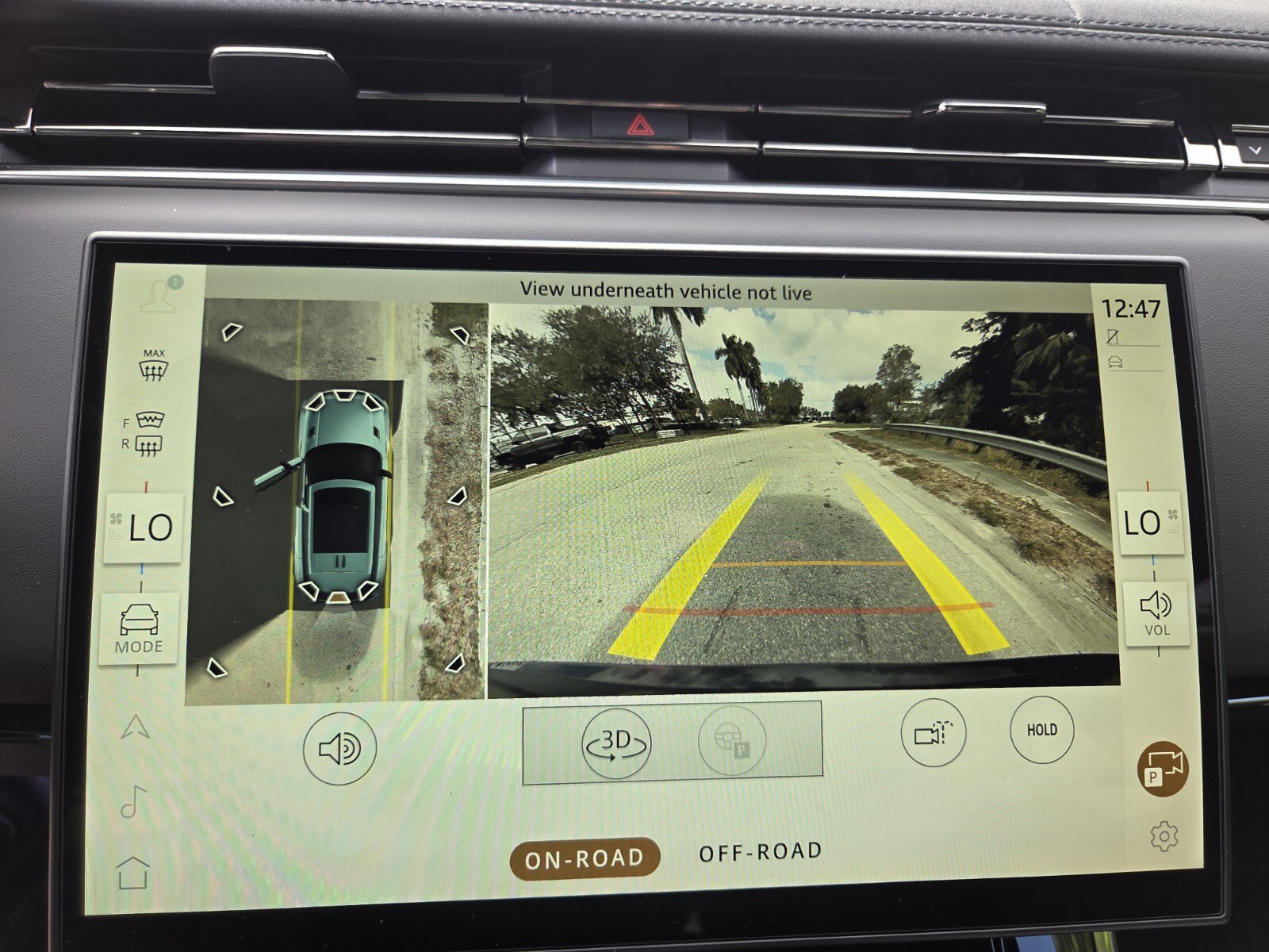 New 2025 Land Rover Range Rover Sport SE image 16