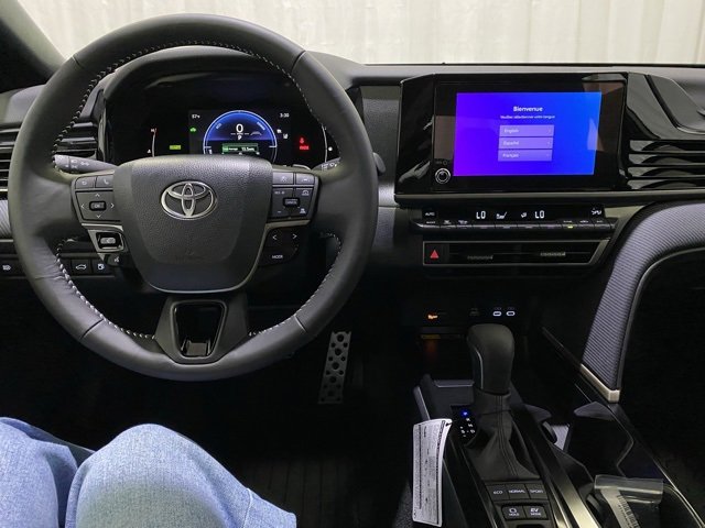 New 2026 Toyota Camry SE image 19
