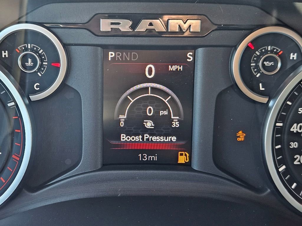 New 2026 RAM 5500 Tradesman AWD/4WD image 16