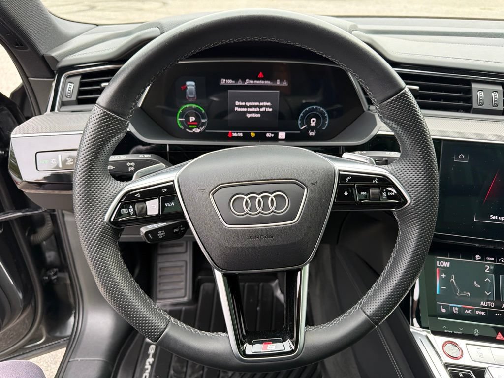 Used 2023 Audi e-tron S Prestige AWD/4WD image 16