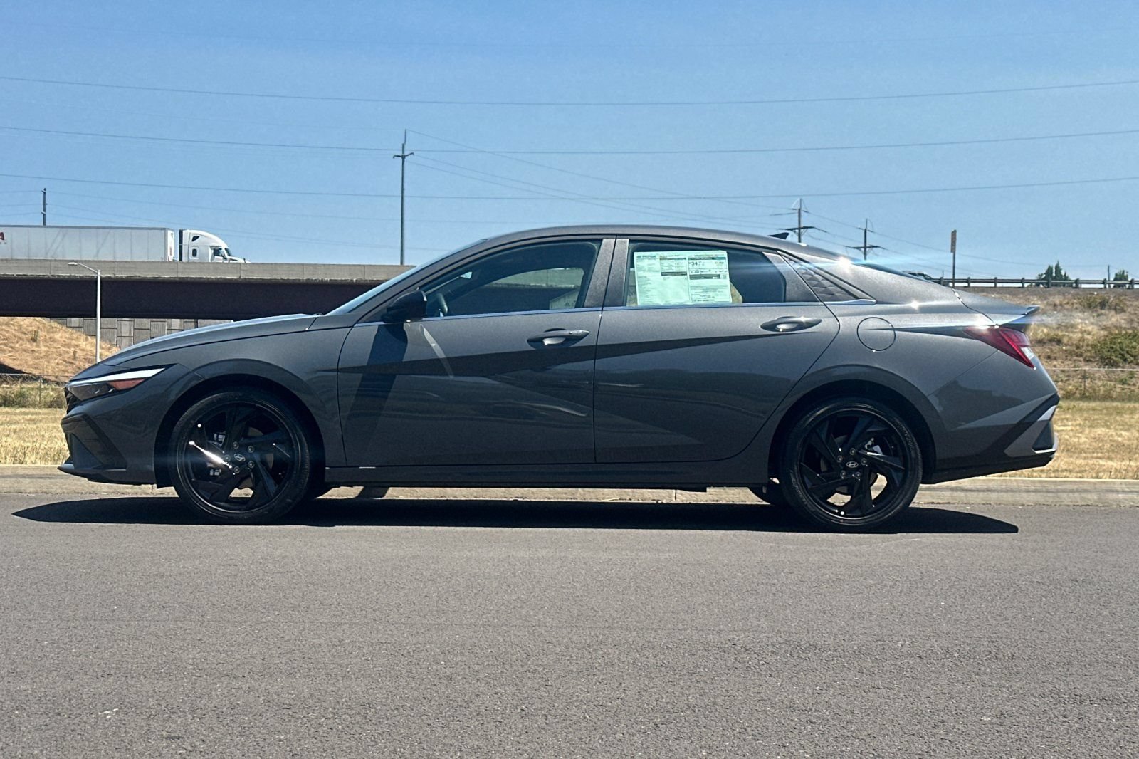 New 2026 Hyundai Elantra SEL Sport Premium FWD image 6