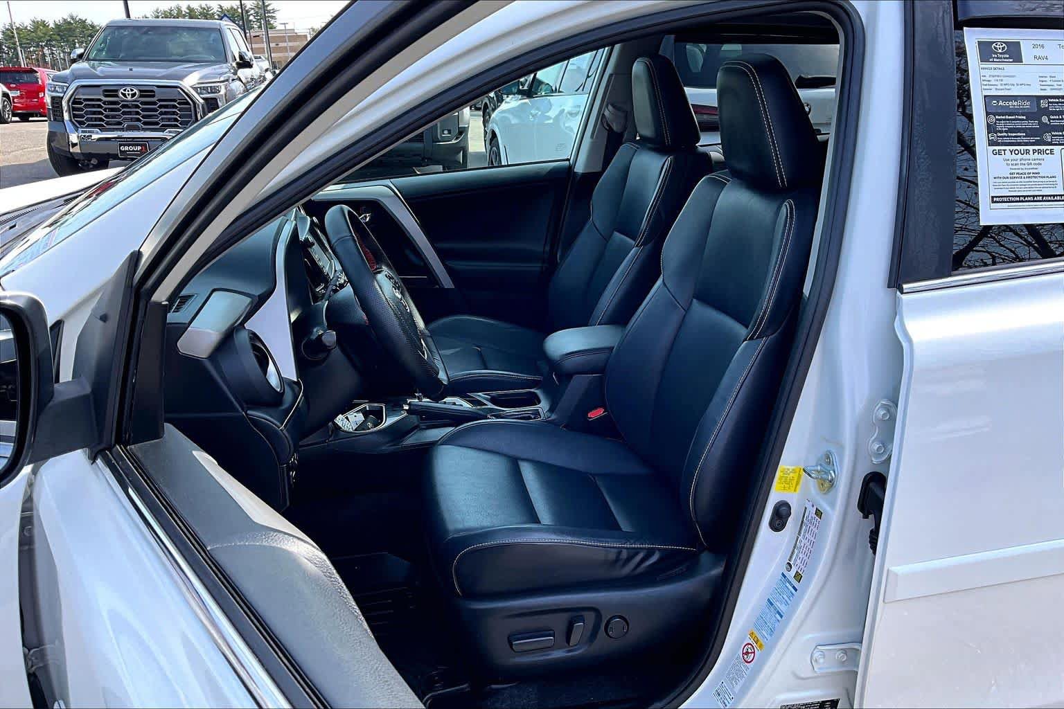 Certified 2016 Toyota RAV4 Limited AWD/4WD image 9