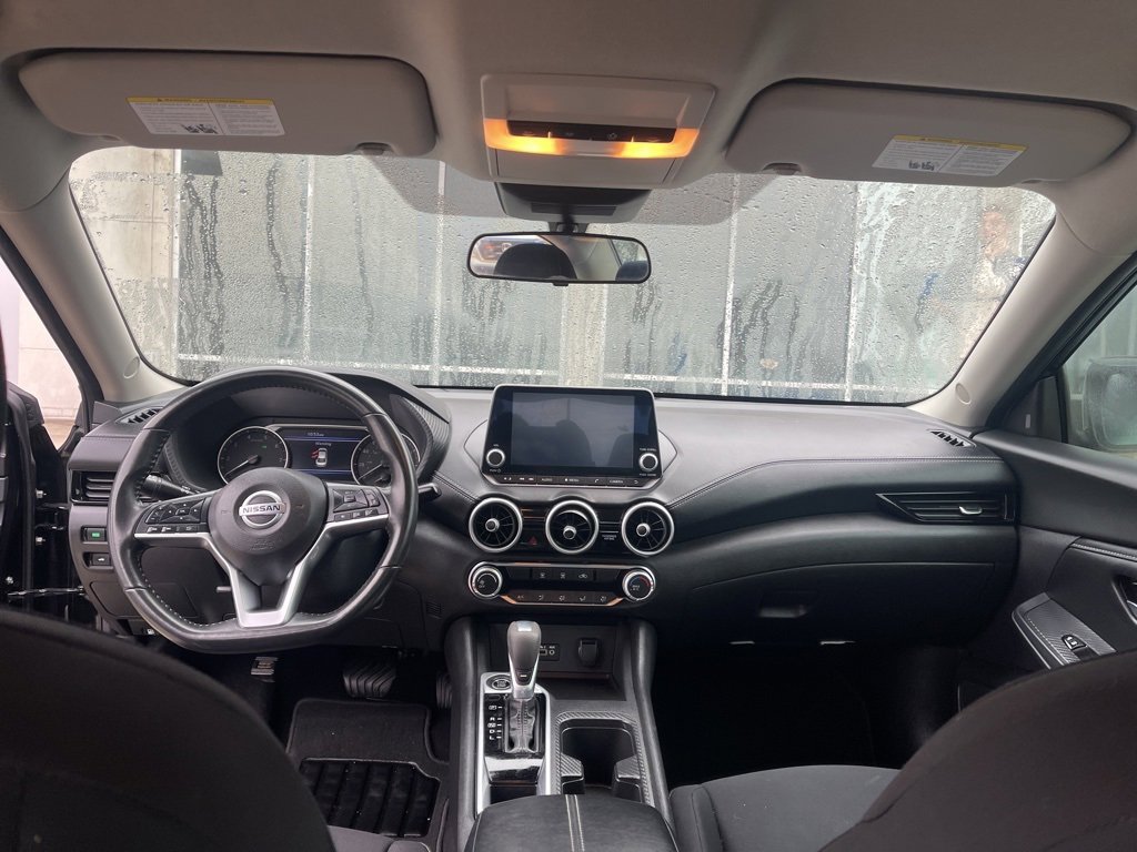 Used 2022 Nissan Sentra SV image 9