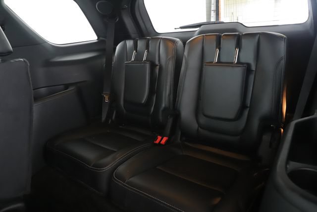 Used 2017 Ford Explorer Limited w/ Equipment Group 301A AWD/4WD image 33