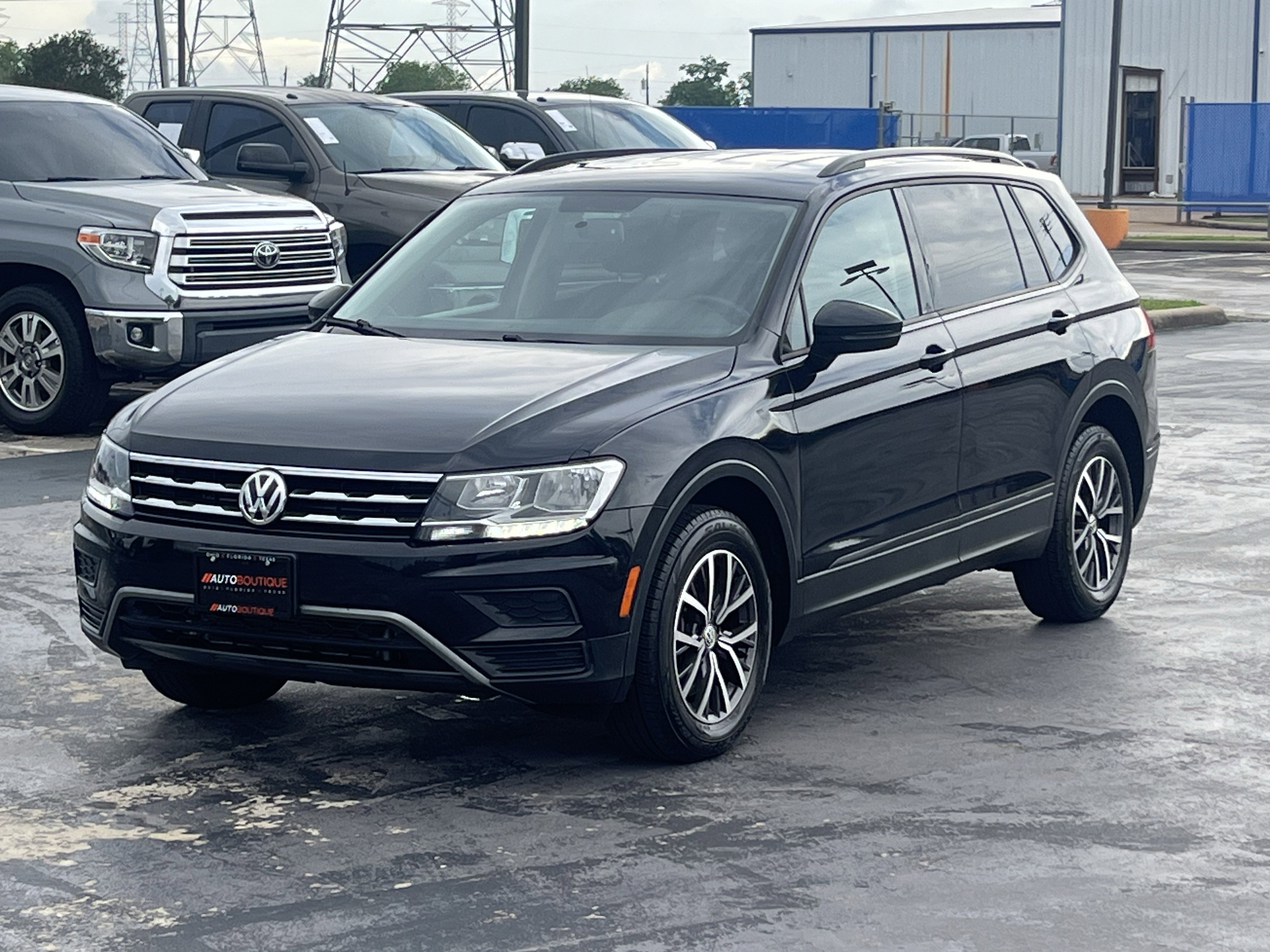 Used 2021 Volkswagen Tiguan S FWD image 5