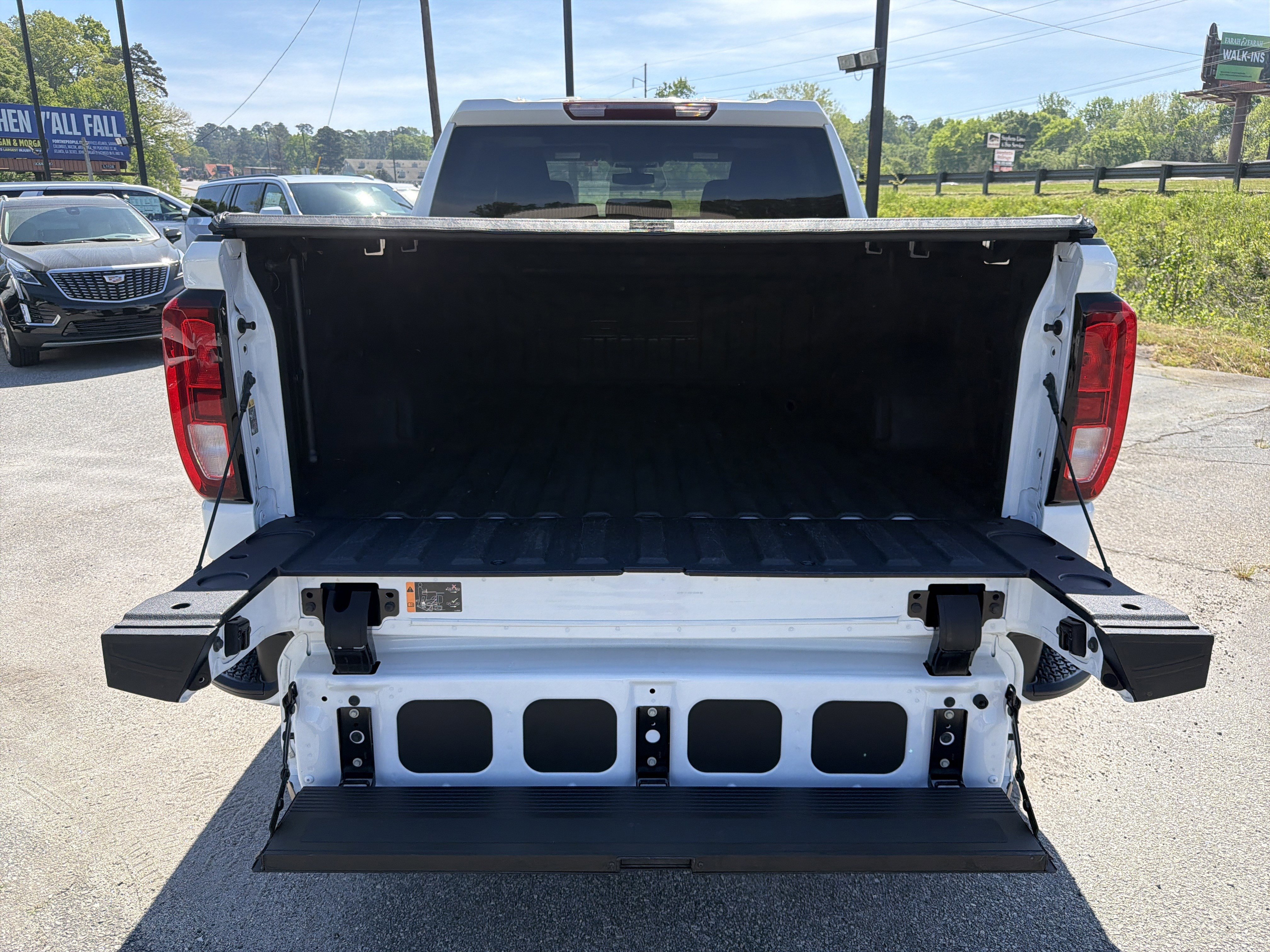 Used 2021 GMC Sierra 1500 Elevation AWD/4WD image 19