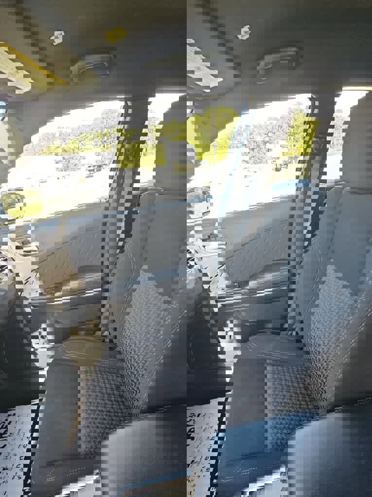 Used 2023 Dodge Charger SXT image 20