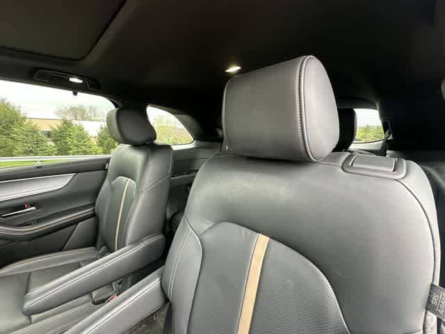 Used 2024 MAZDA CX-90 3.3 Turbo w/ Premium Plus Pkg image 17