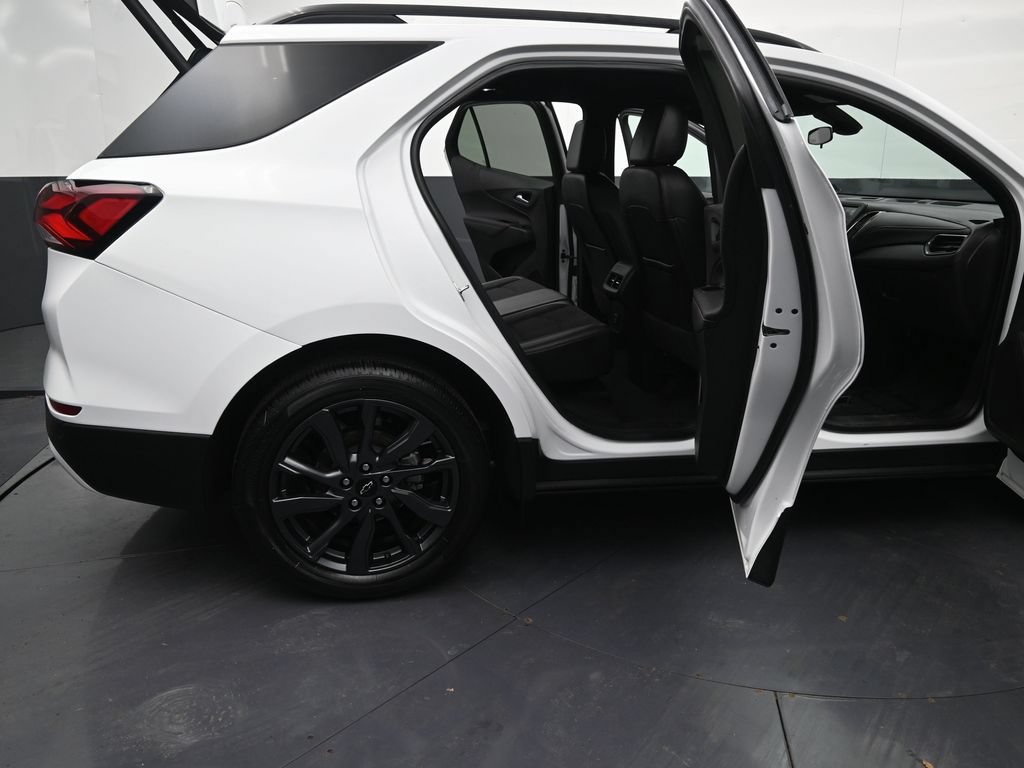 Certified 2024 Chevrolet Equinox RS AWD/4WD image 10
