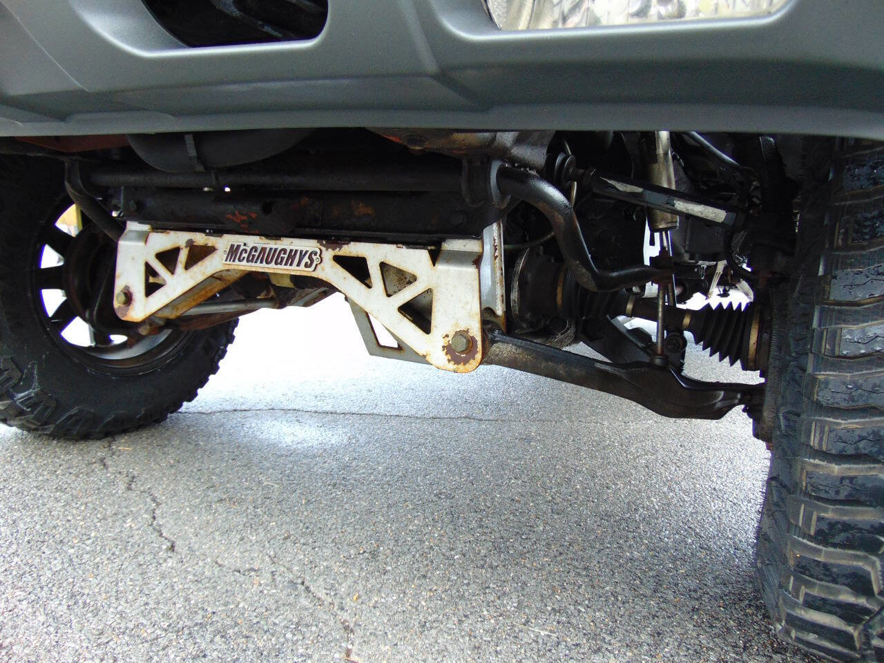 Used 2004 Chevrolet Silverado 2500 LT w/ Heavy-Duty Power Package image 60