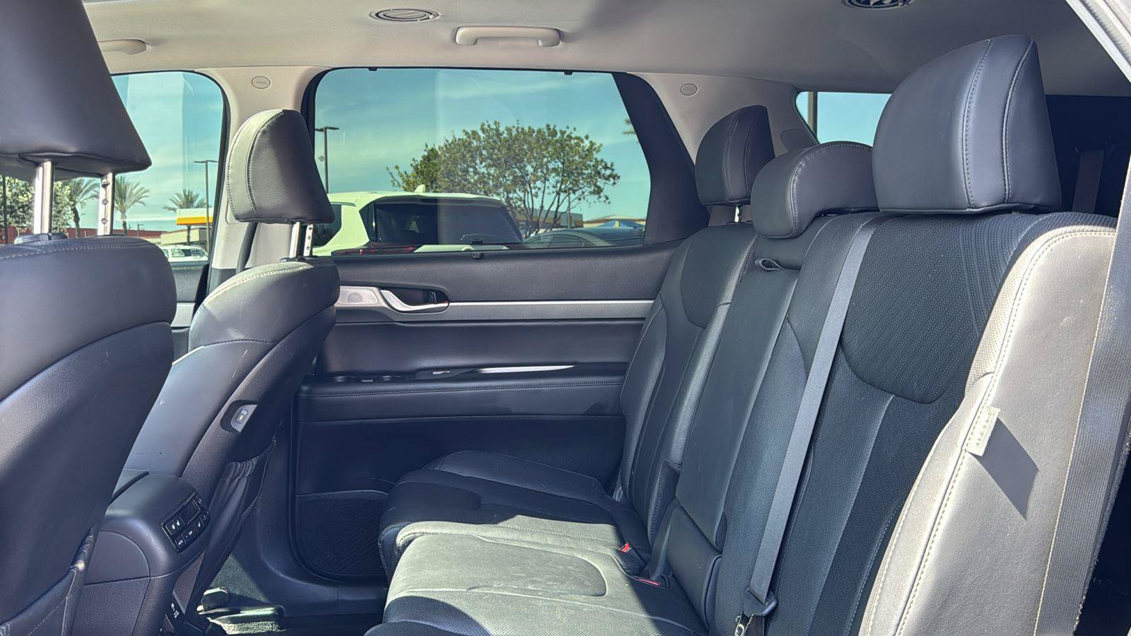 Used 2024 Hyundai Palisade SEL FWD image 25