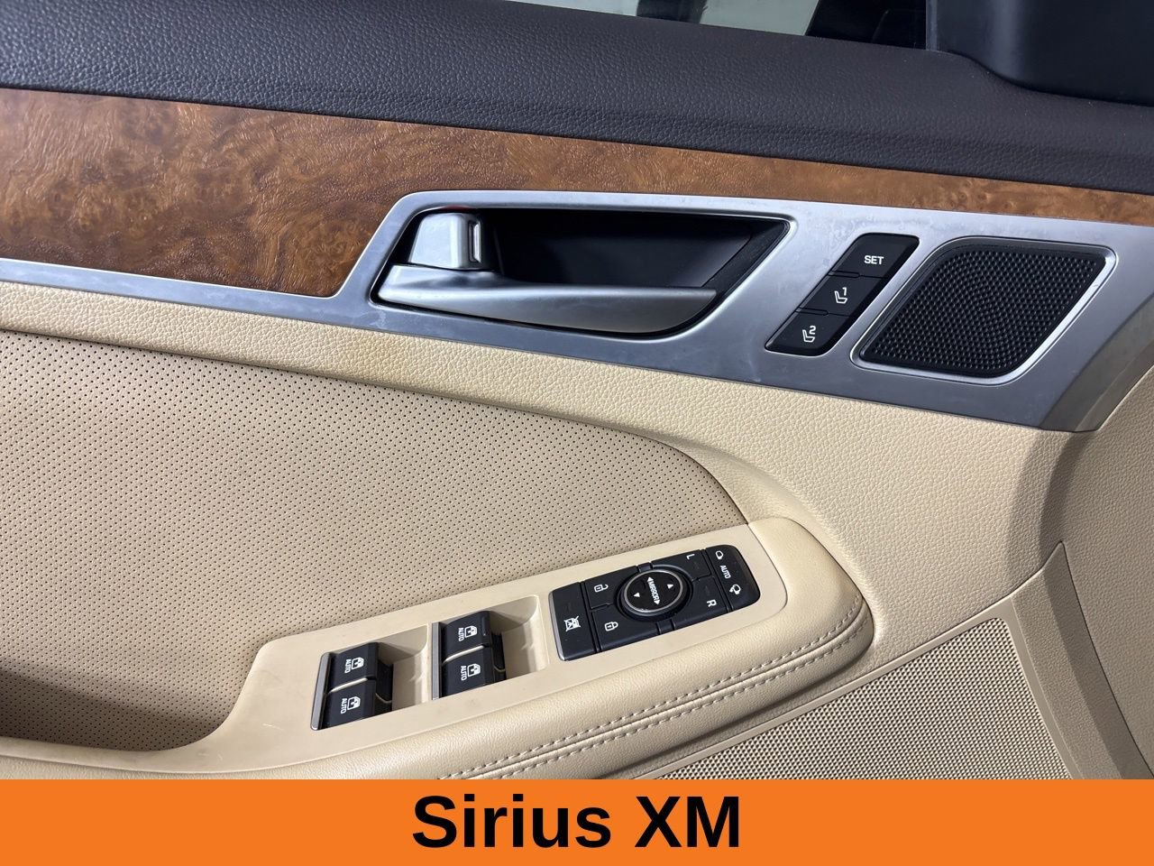 Used 2017 Genesis G80 3.8 w/ Option Group 03 image 11