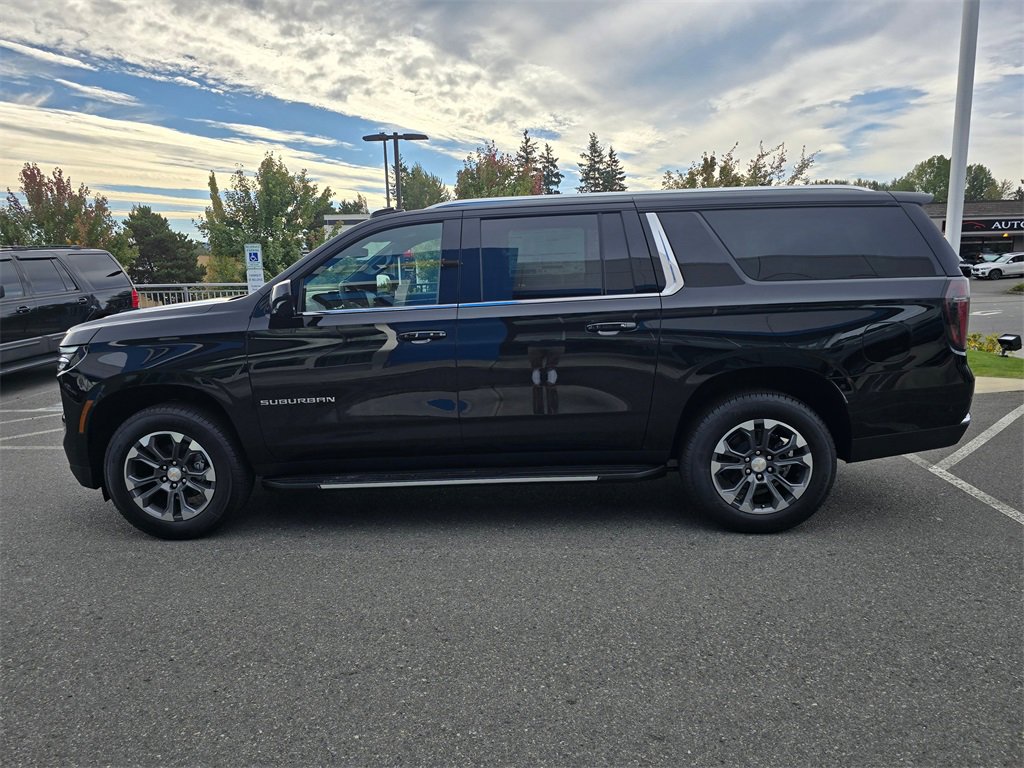 New 2025 Chevrolet Suburban LS w/ Max Trailering Package image 2