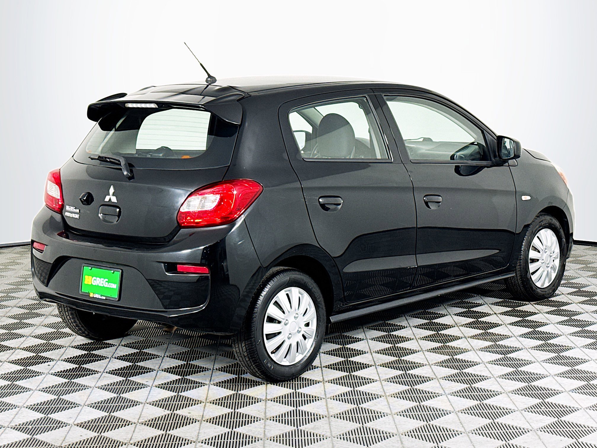 Used 2020 Mitsubishi Mirage ES image 10