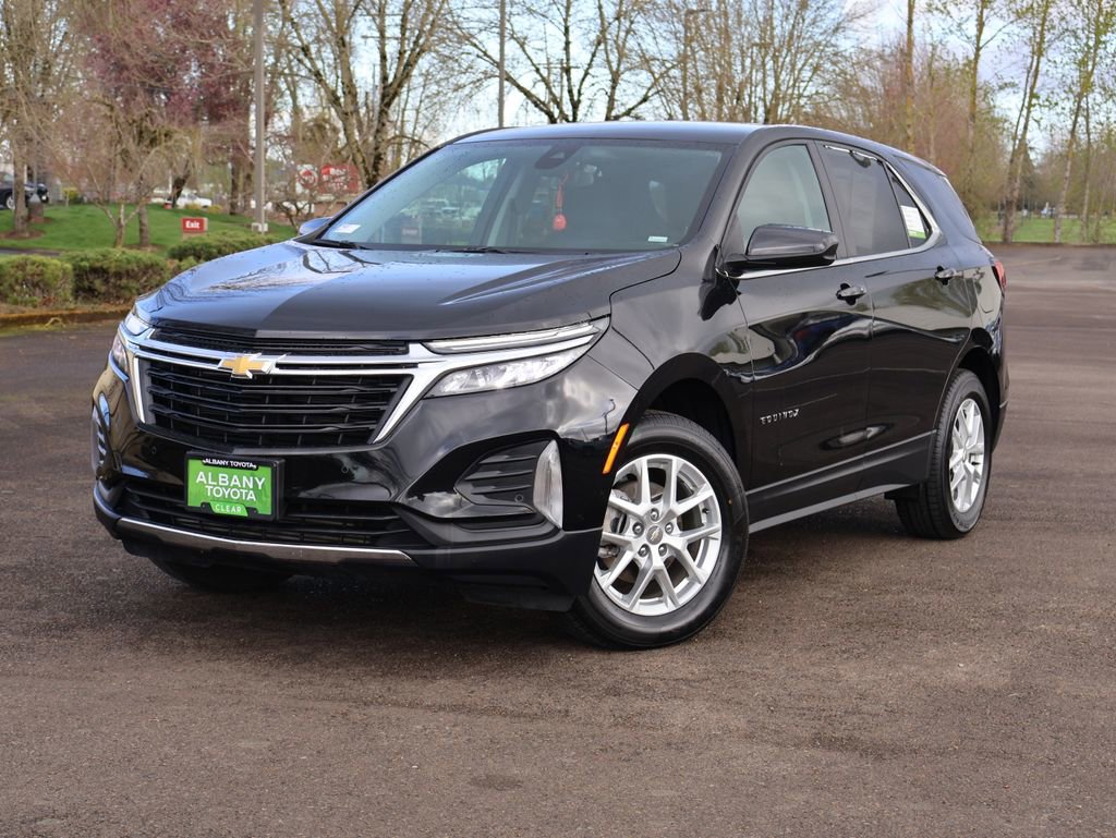 Used 2024 Chevrolet Equinox LT AWD/4WD image 1