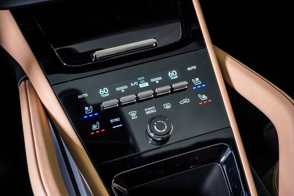 New 2026 Porsche Cayenne image 24