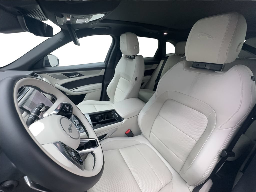 Used 2026 Jaguar F-PACE R-Dynamic S AWD/4WD image 18