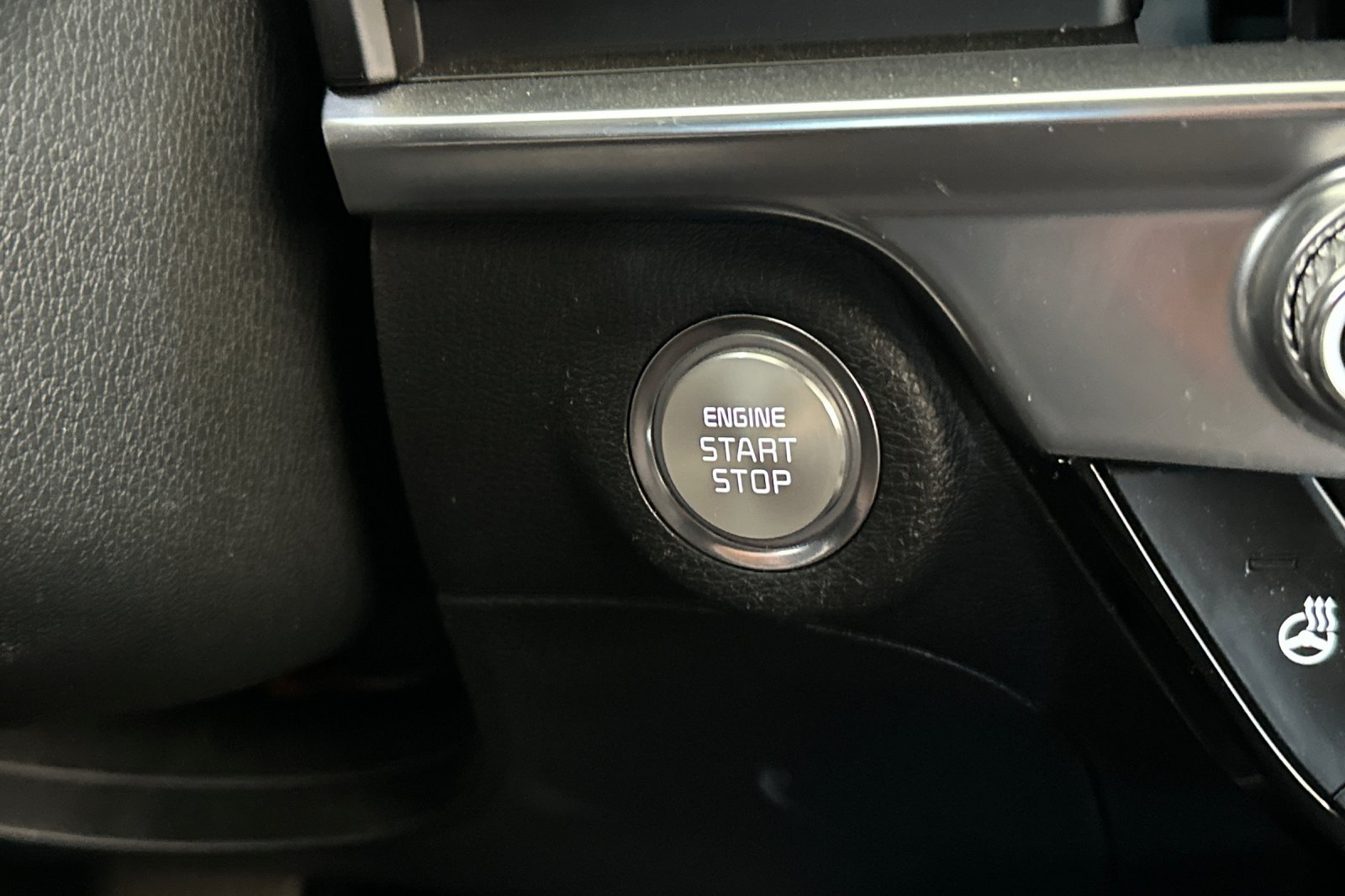 Certified 2025 Kia Telluride SX Prestige X-Line AWD/4WD image 25