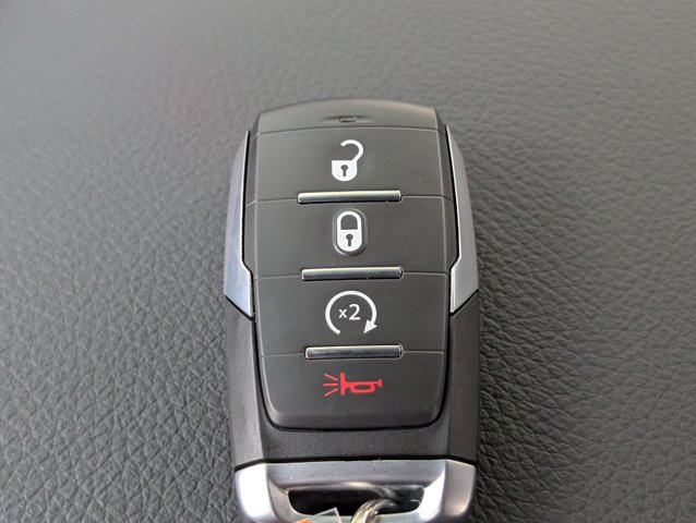 New 2026 RAM 3500 Big Horn AWD/4WD image 33