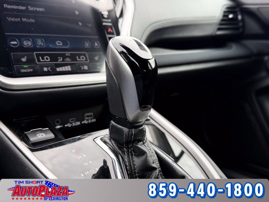 Used 2024 Subaru Outback Premium AWD/4WD image 22