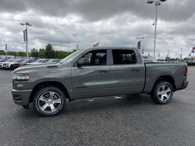 New 2026 RAM 1500 Express AWD/4WD image 3