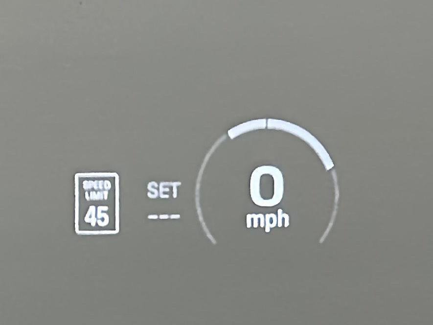 New 2025 Porsche Macan 4S Electric AWD/4WD image 24