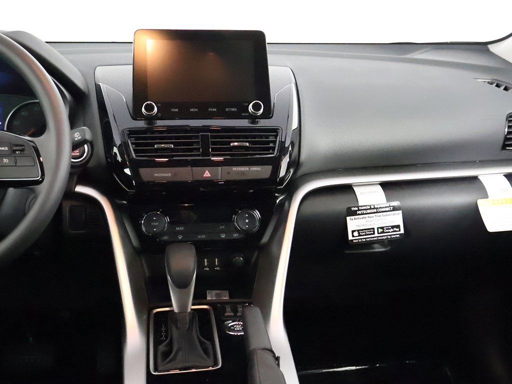 New 2025 Mitsubishi Eclipse Cross LE image 29