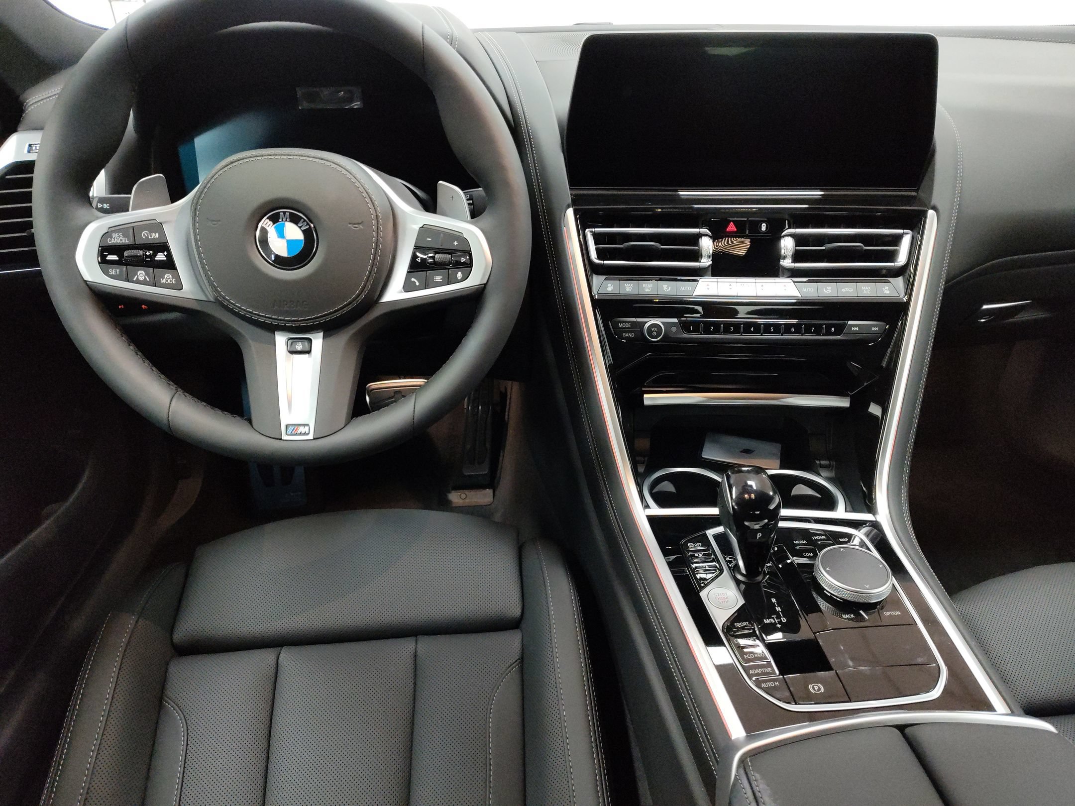Used 2026 BMW 840i xDrive Coupe AWD/4WD image 23