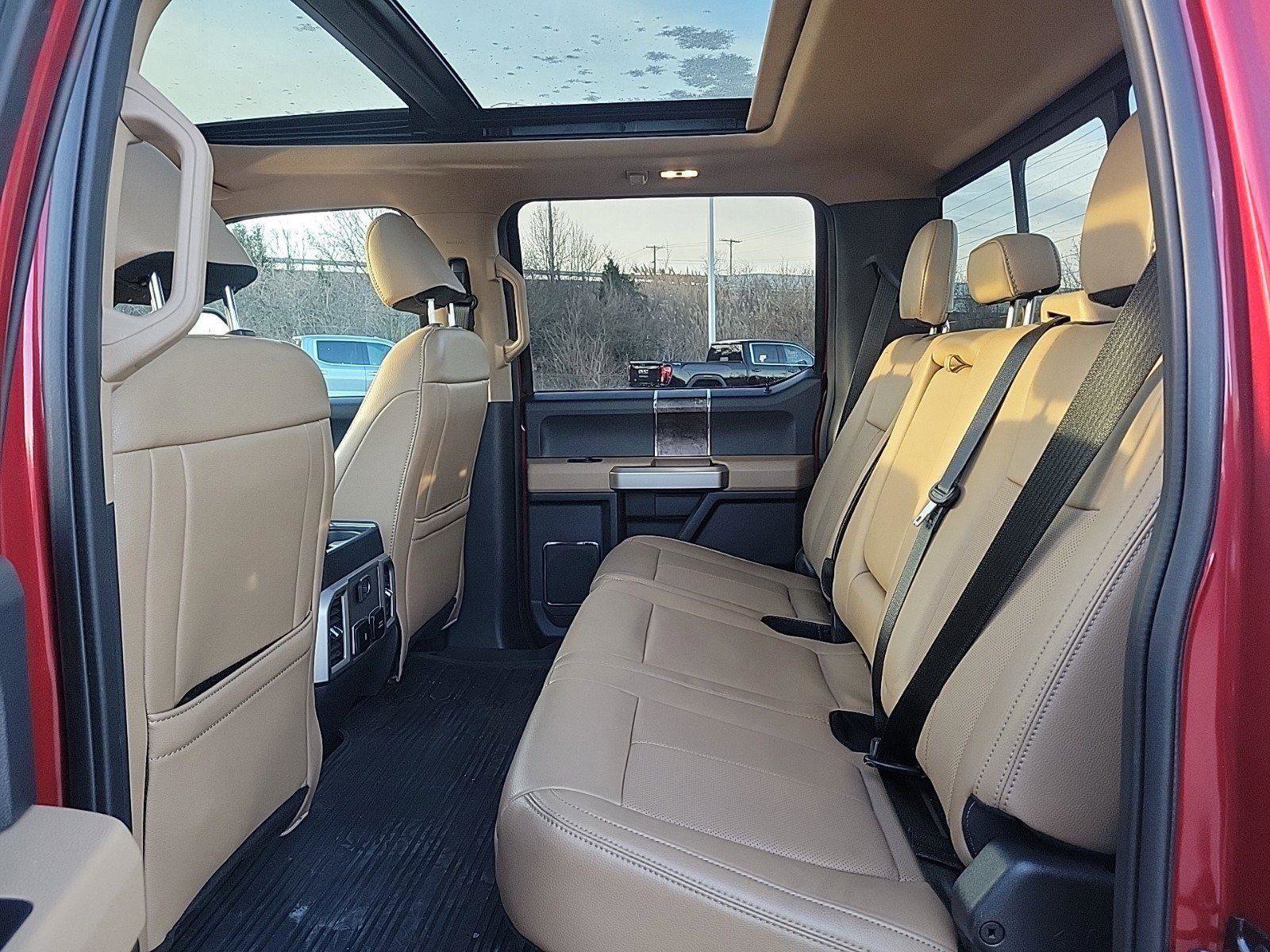 Used 2022 Ford F350 Lariat w/ Lariat Ultimate Package image 11