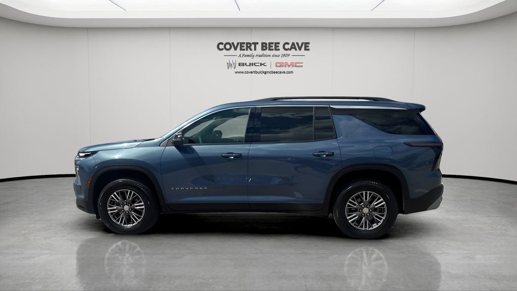 Used 2025 Chevrolet Traverse LT image 5
