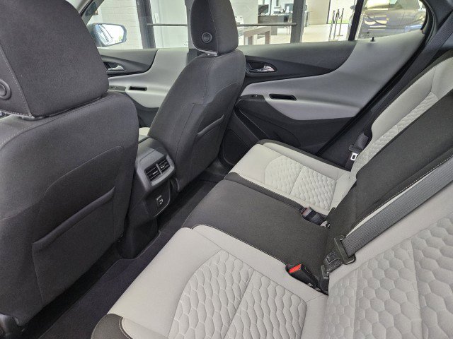 Used 2021 Chevrolet Equinox LS AWD/4WD image 9