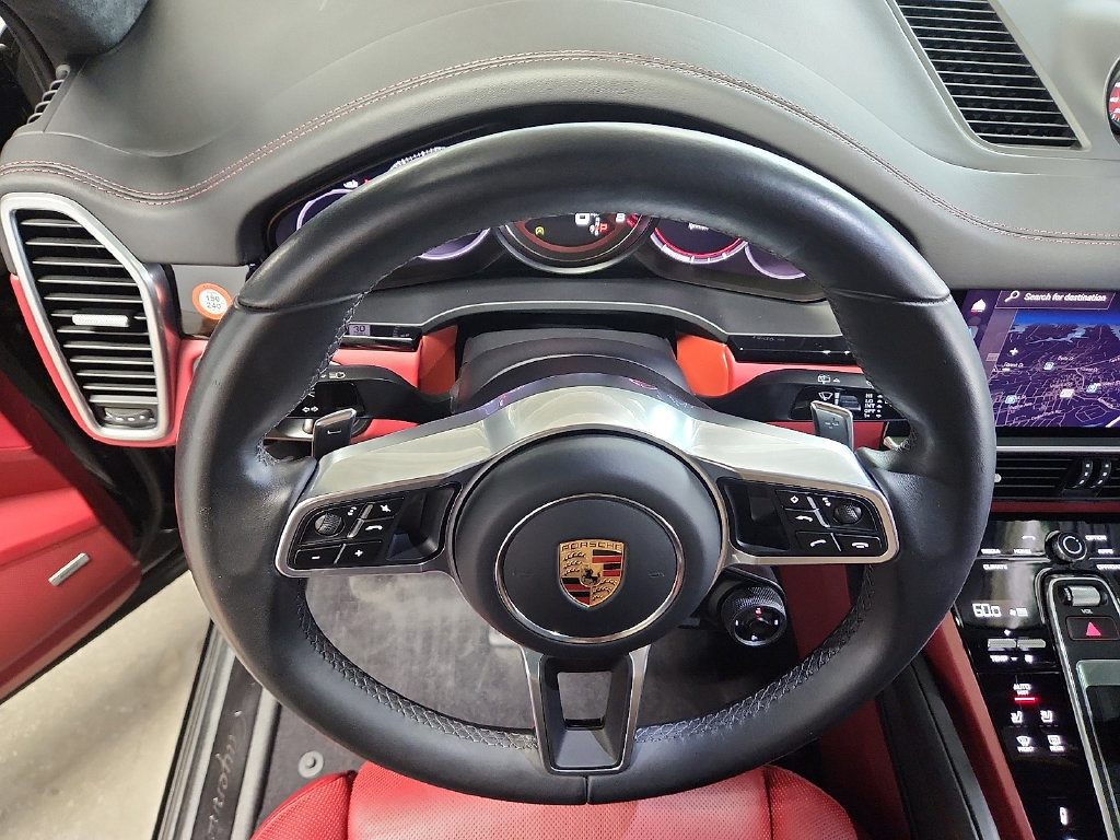 Certified 2023 Porsche Cayenne GTS AWD/4WD image 19