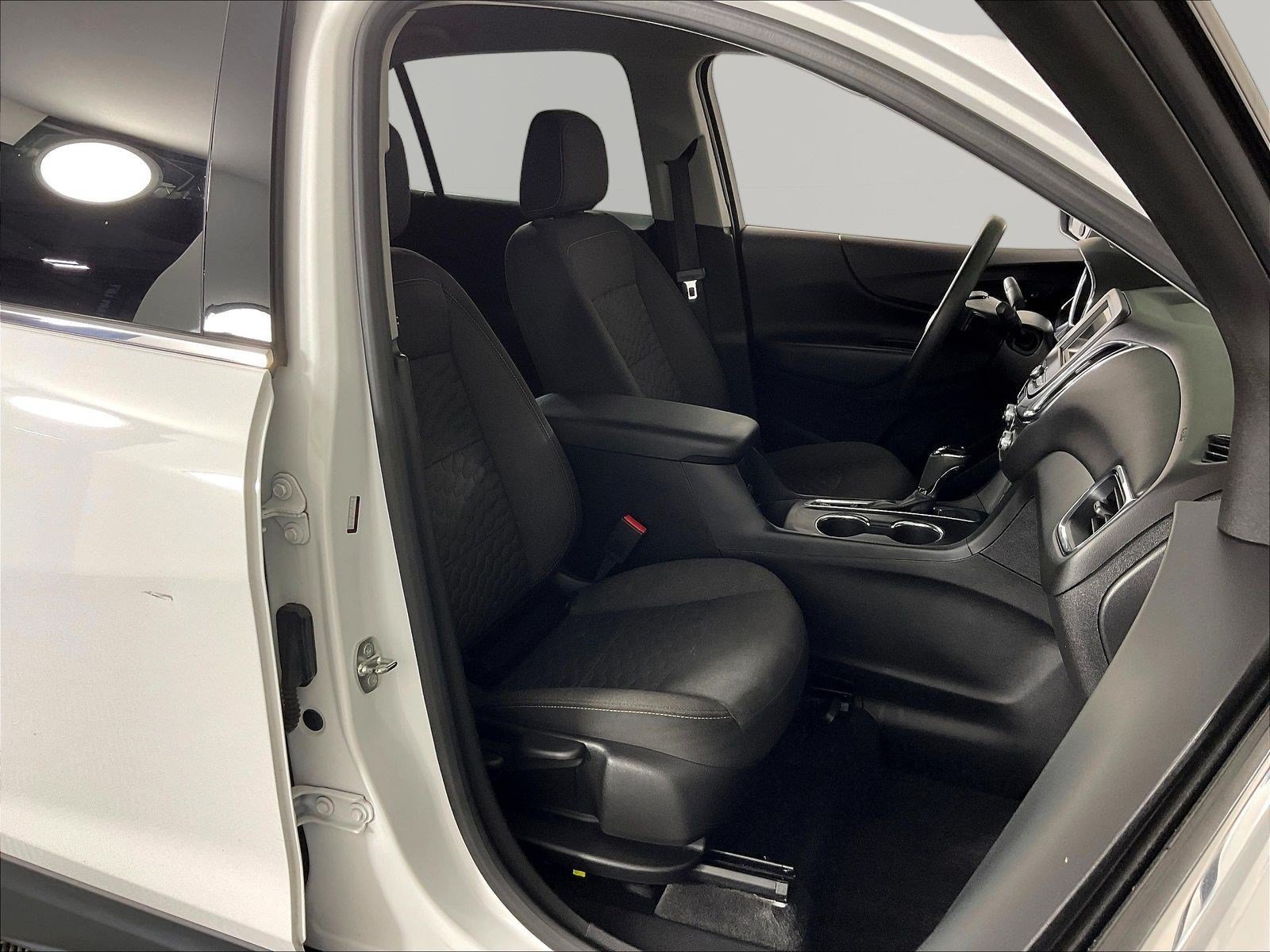 Used 2019 Chevrolet Equinox LT FWD image 28