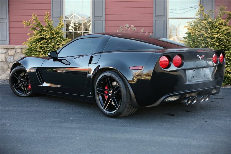 Used 2007 Chevrolet Corvette Z06 w/ Preferred Equipment Group image 7