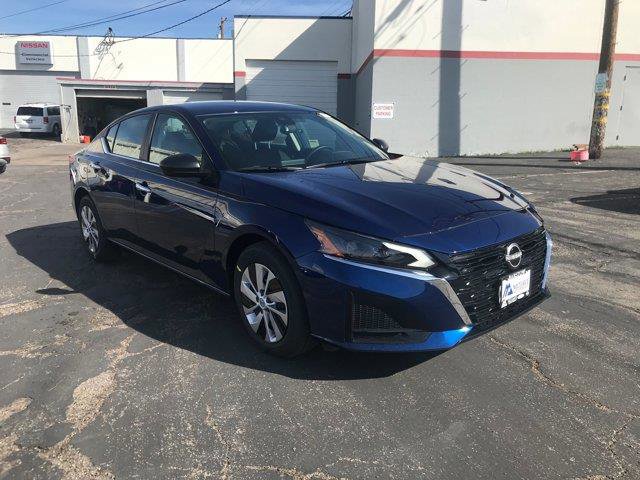 New 2024 Nissan Altima 2.5 S image 3