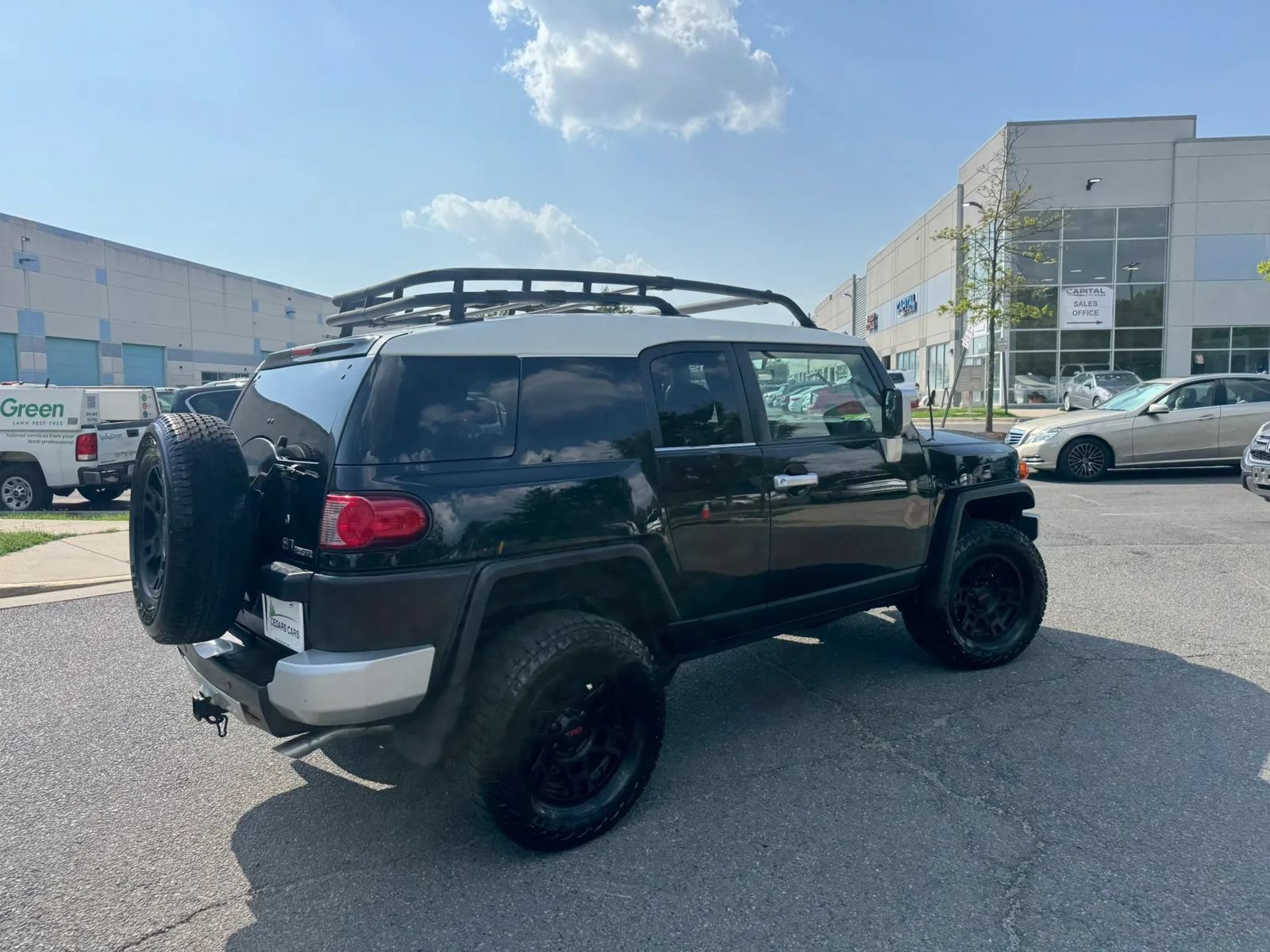 Used 2007 Toyota FJ Cruiser 4WD image 7
