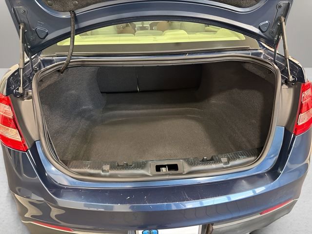 Used 2017 Ford Taurus SE image 30