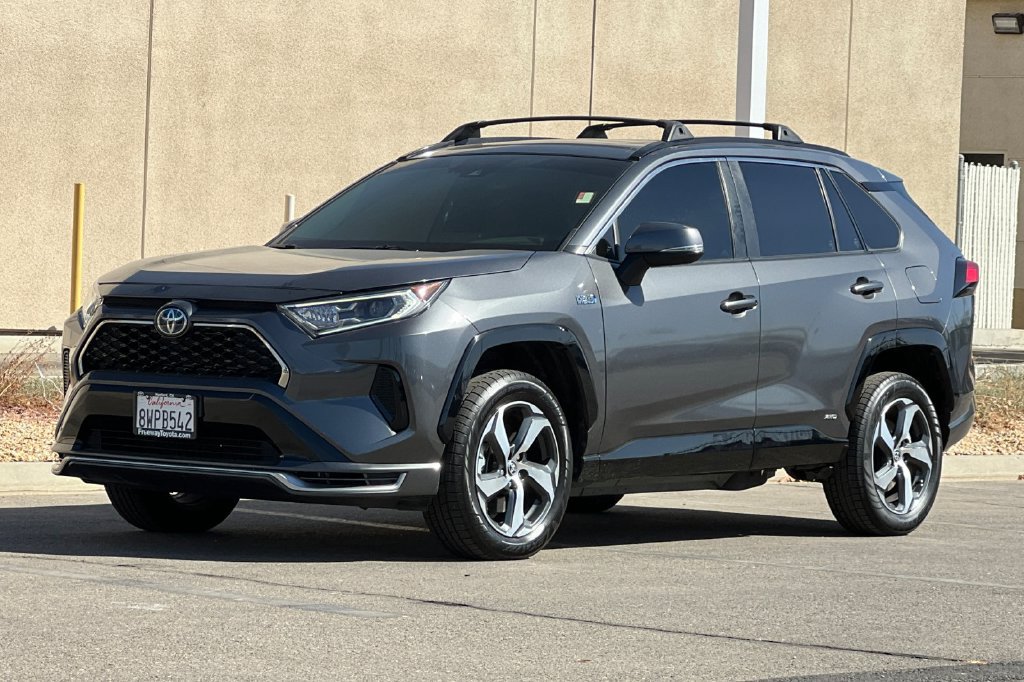Certified 2021 Toyota RAV4 SE w/ Weather & Moonroof Package AWD/4WD image 10