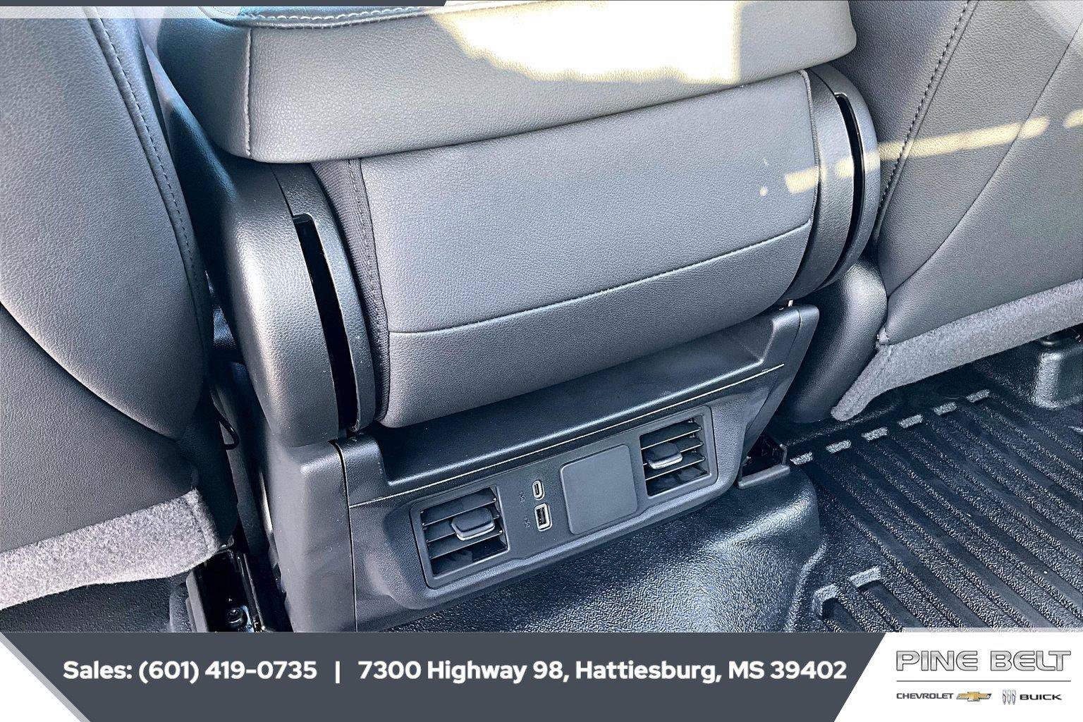 New 2026 Chevrolet Silverado 1500 W/T w/ Z71 Off-Road Package AWD/4WD image 25