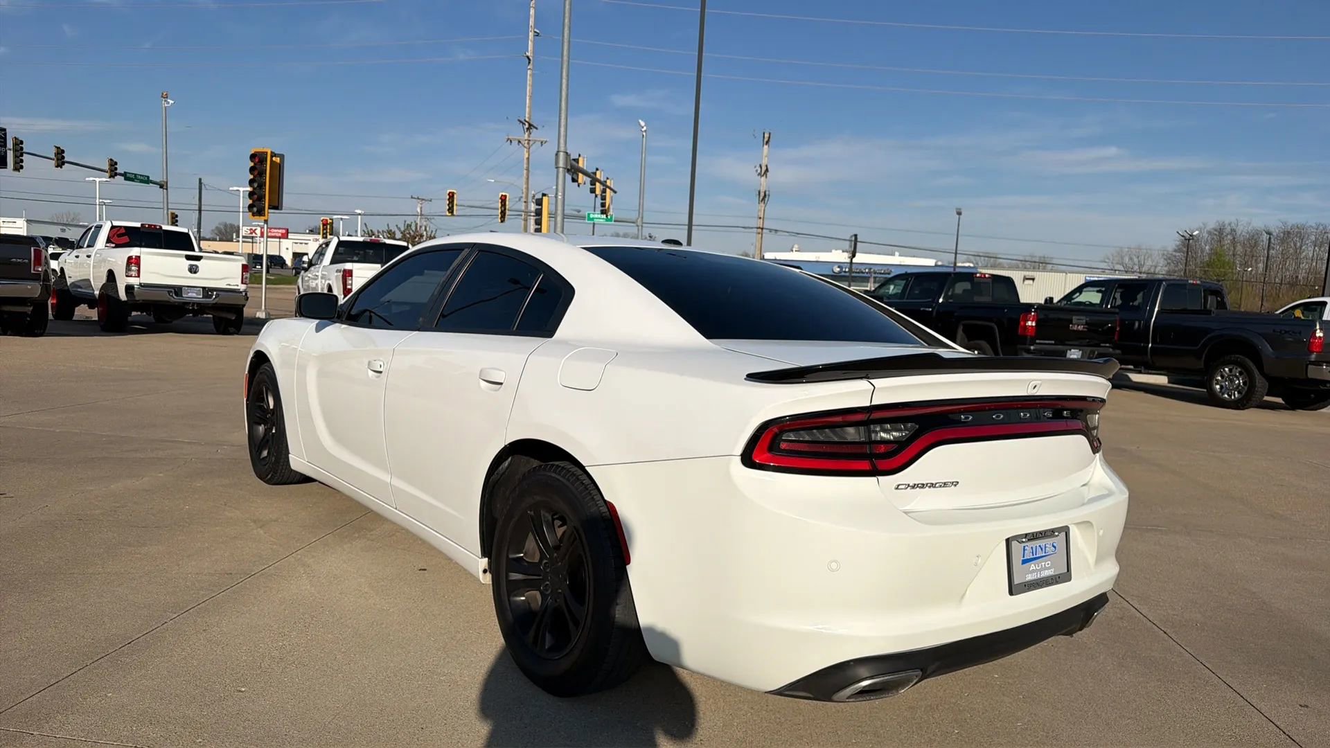 Used 2020 Dodge Charger SXT image 13