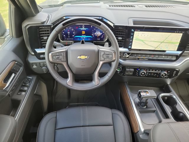 New 2026 Chevrolet Silverado 1500 High Country AWD/4WD image 15