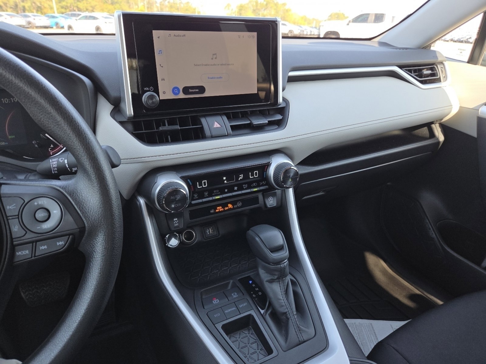 Used 2023 Toyota RAV4 XLE w/ Convenience Package image 31