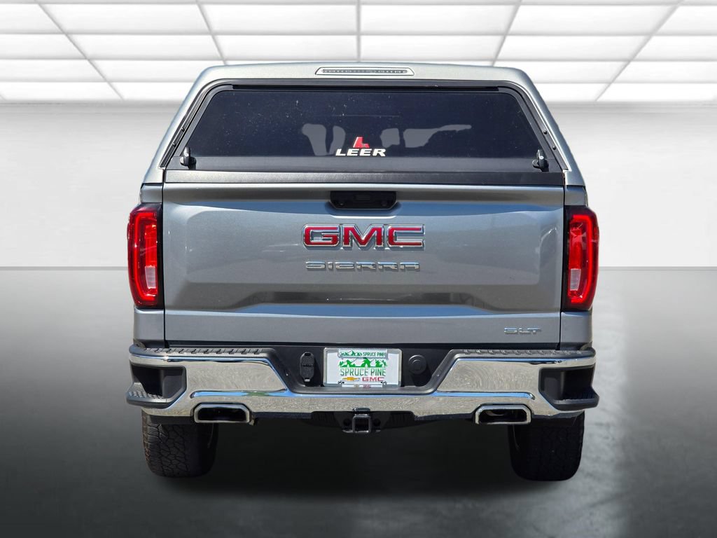 Used 2023 GMC Sierra 1500 SLT w/ SLT Premium Package AWD/4WD image 16