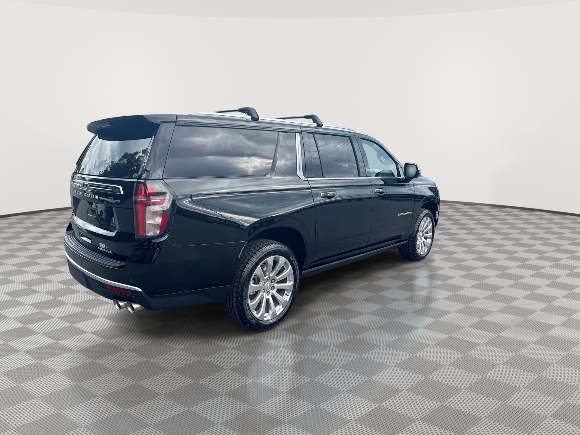 Certified 2024 Chevrolet Suburban Premier AWD/4WD image 8