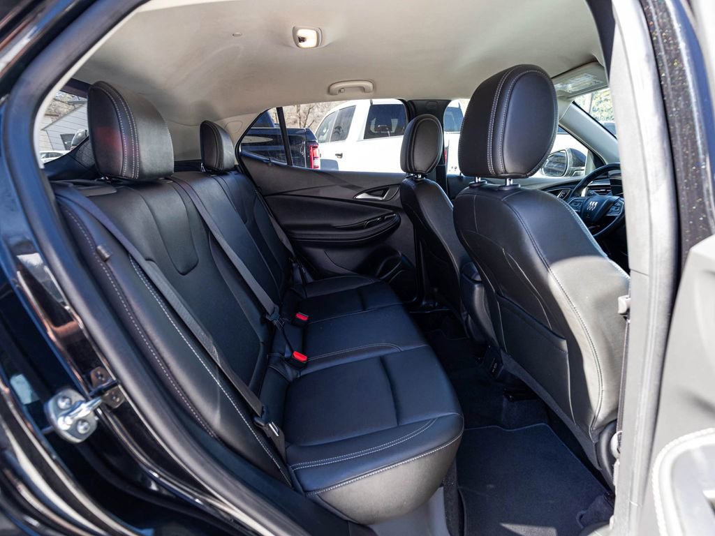 Used 2024 Buick Encore GX Sport Touring image 29
