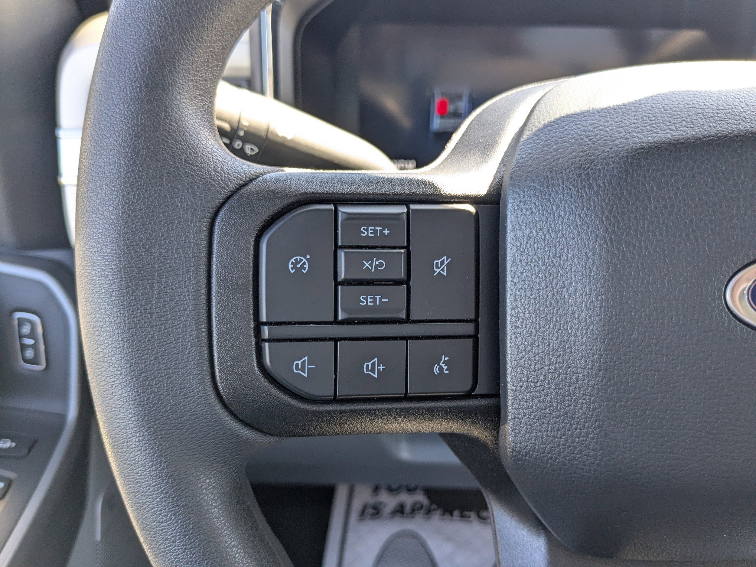 New 2024 Ford F250 XLT w/ XLT Premium Package AWD/4WD image 17