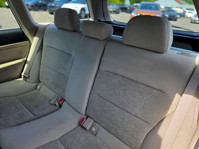 Used 2005 Subaru Outback 2.5i AWD/4WD image 40