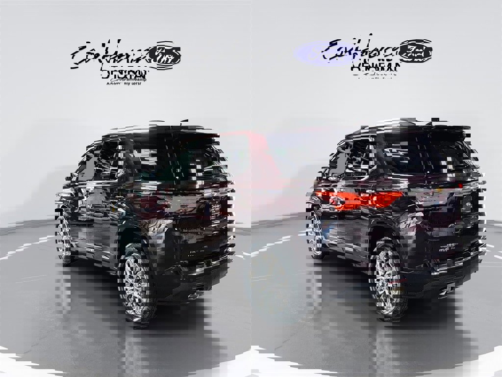 Used 2023 Chevrolet Traverse High Country w/ LPO, Floor Liner Package image 6