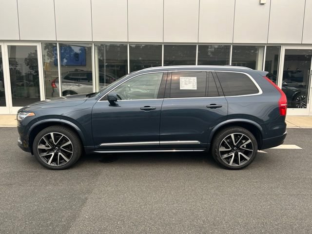 Certified 2024 Volvo XC90 B6 Plus AWD/4WD image 2