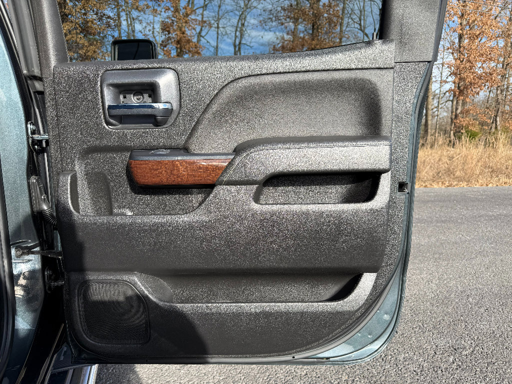 Used 2019 GMC Sierra 2500 SLT image 28